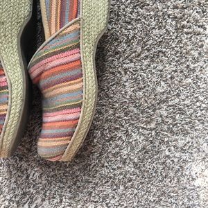 Vegan Dansko clogs 42